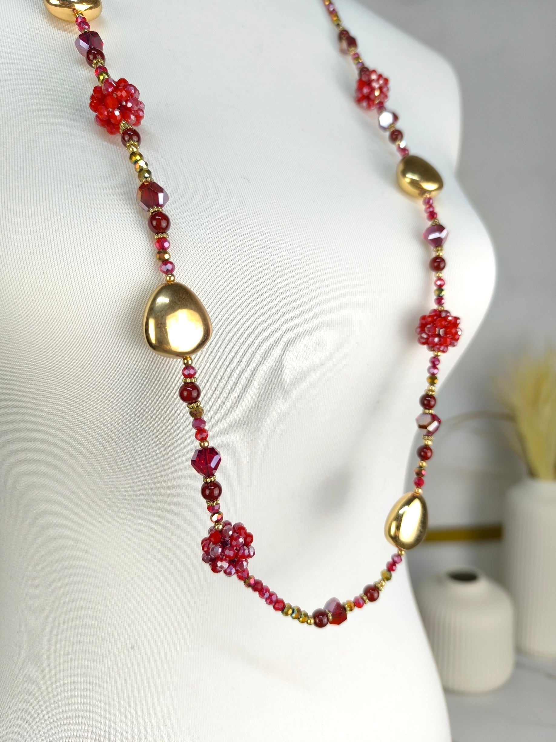 Lange Perlenkette rot/gold