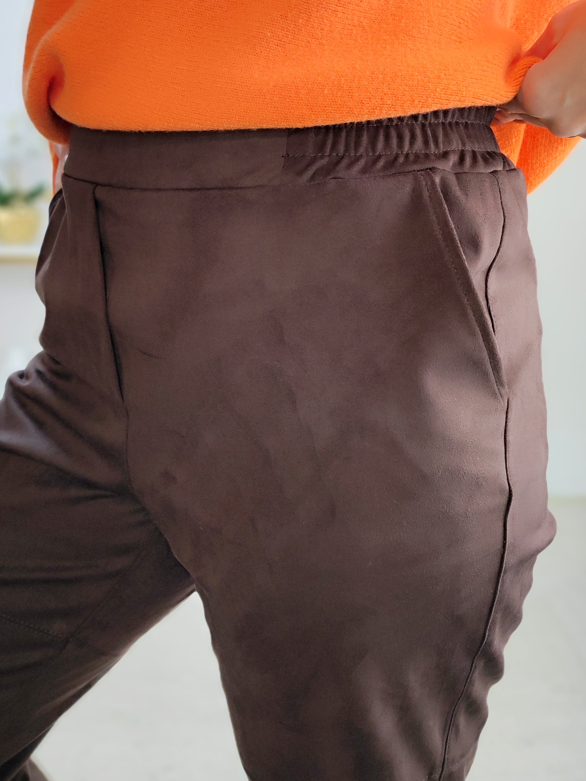 Stoffhose in Wildleder Optik schoko (S-XL)