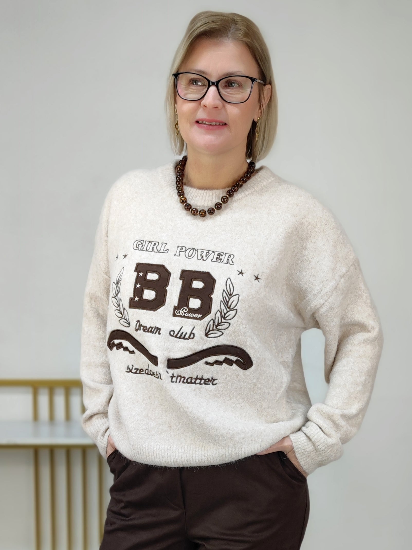 Pullover "Girl Power" beige (36-42)