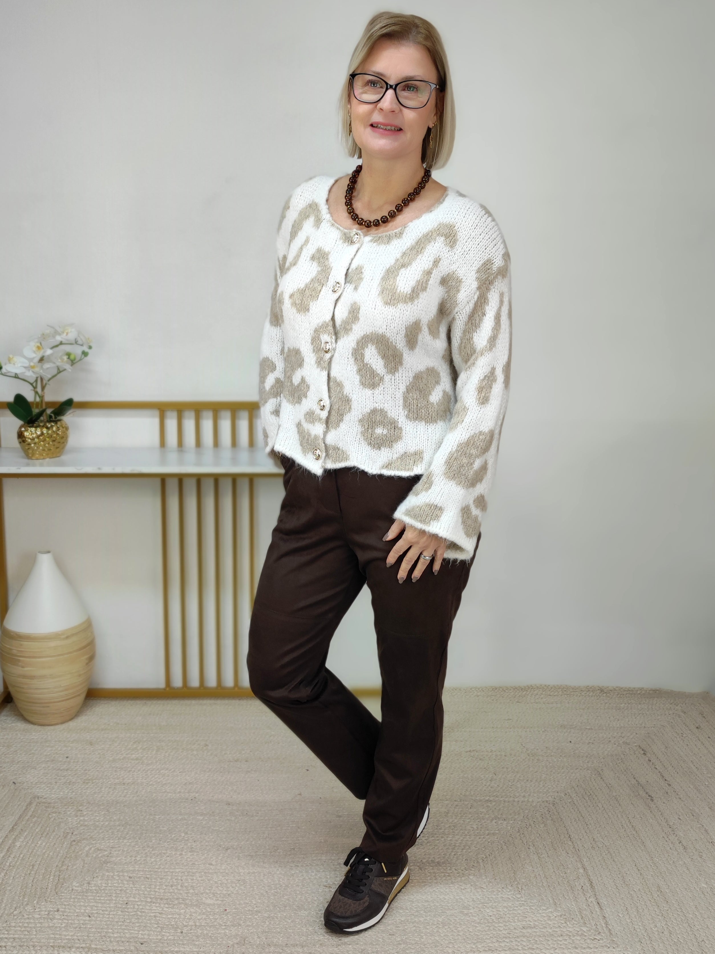 Kuschelige Strickjacke/Jackenpullover in wollweiss/beige (36-42)