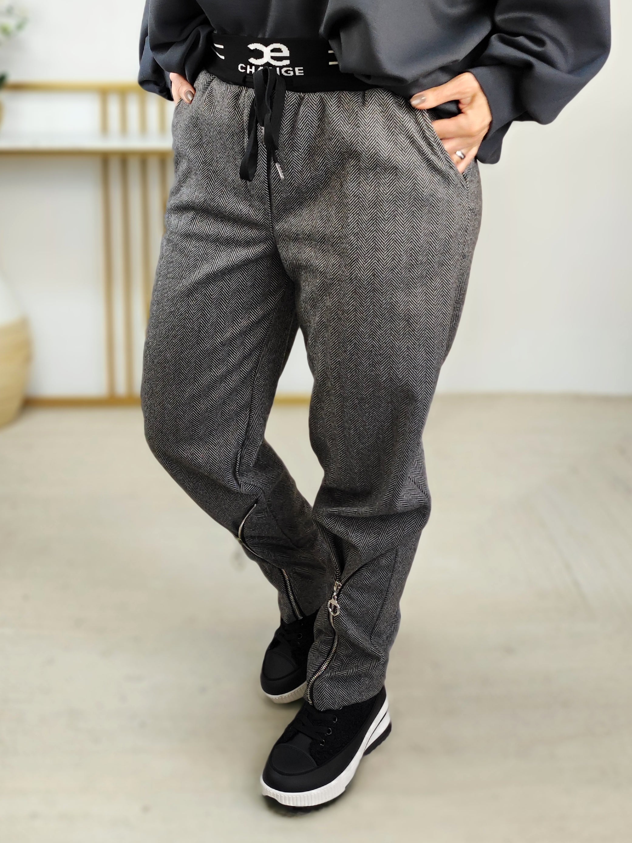 Stoffhose "Change" schwarz/grau (38-42)