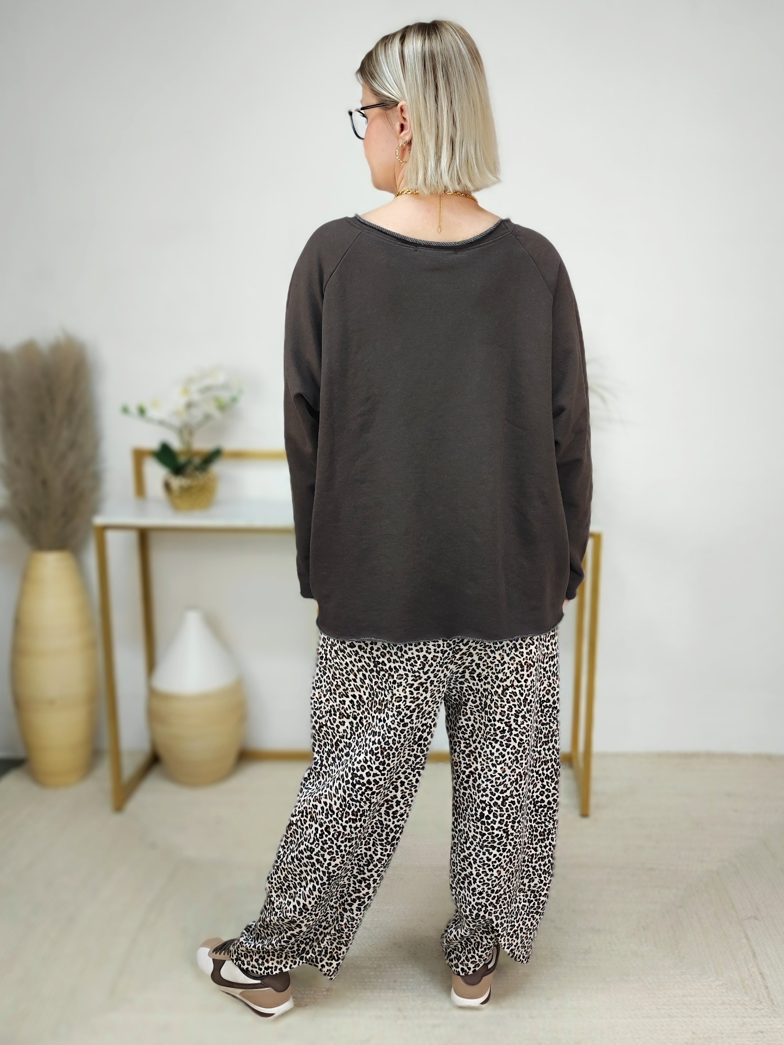 Einfarbiges Sweatshirt aus Baumwolle in schoko (40-44)