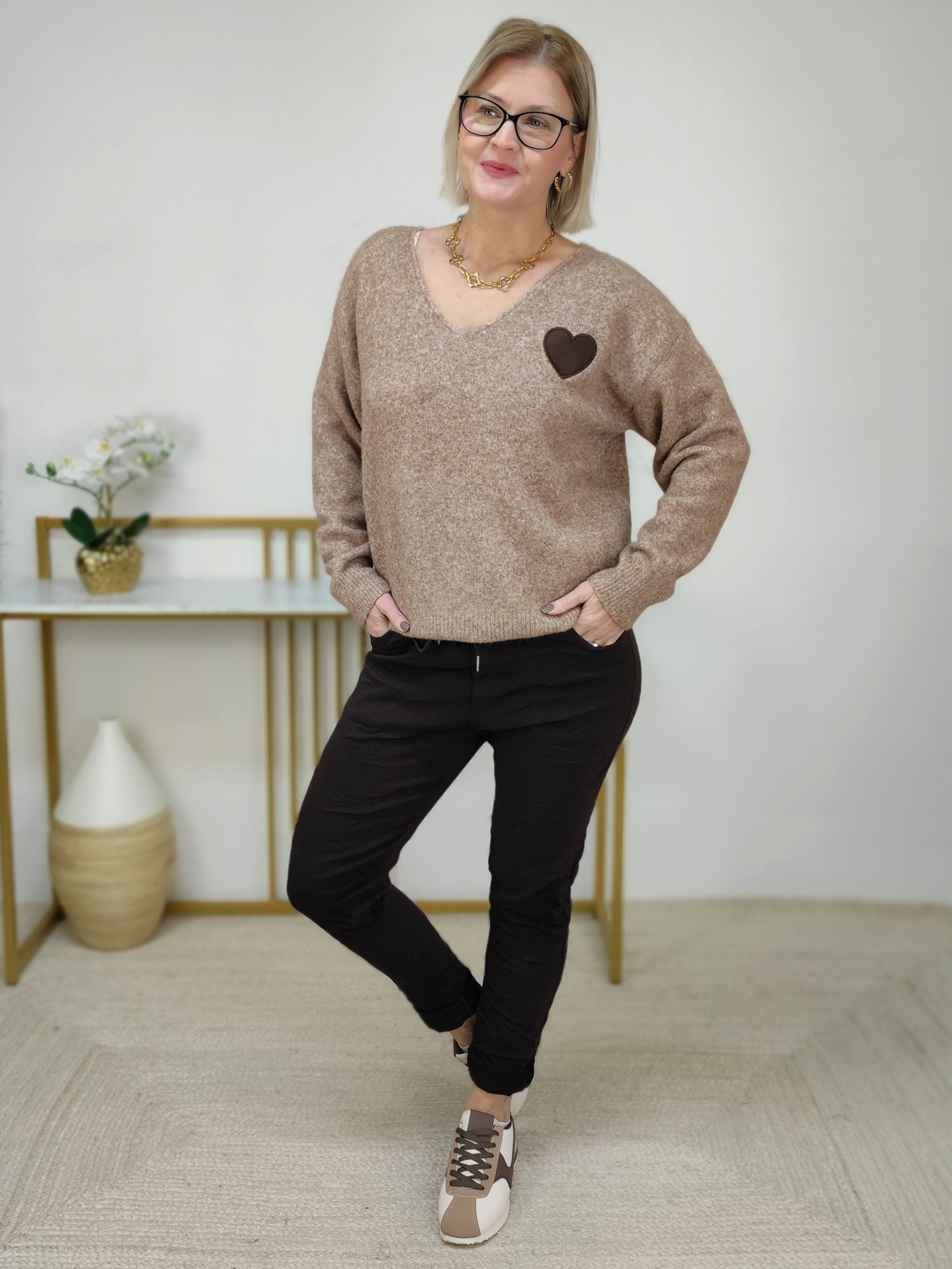 Pullover "Love Yourself" camel (36-42)