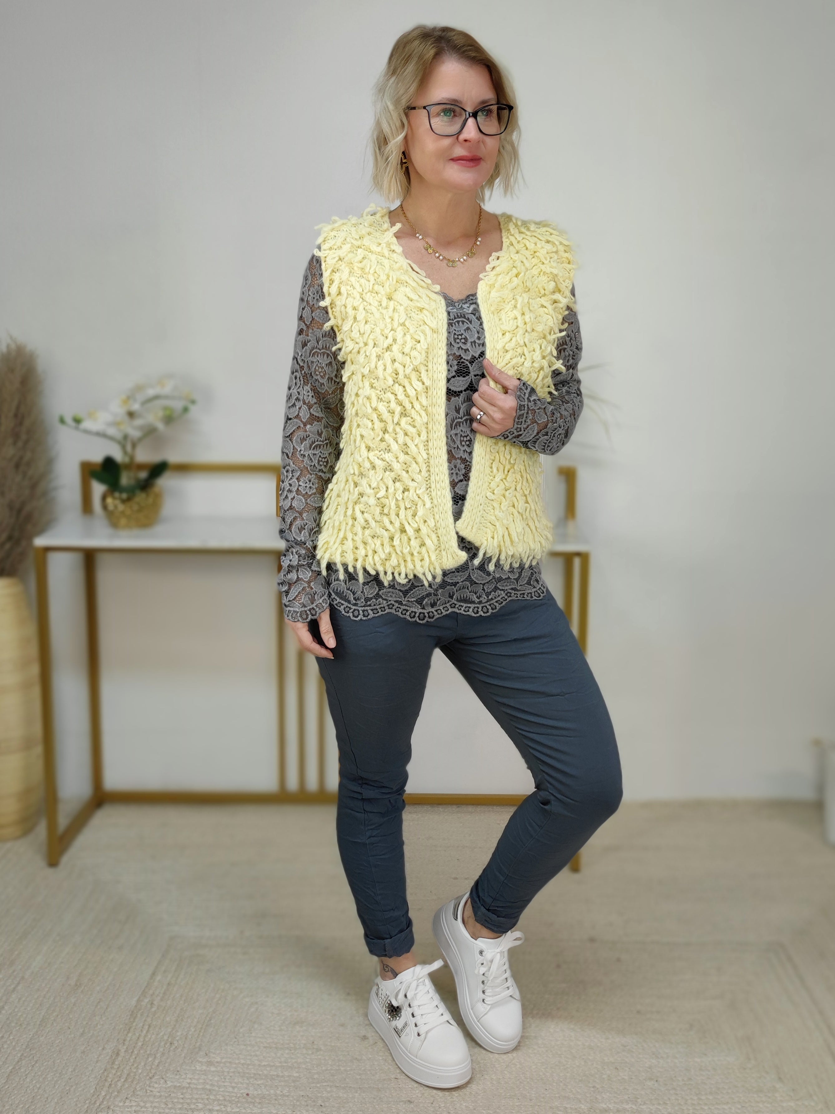 Langarm Spitzen Shirt in anthrazit grau (One Size bis 42)