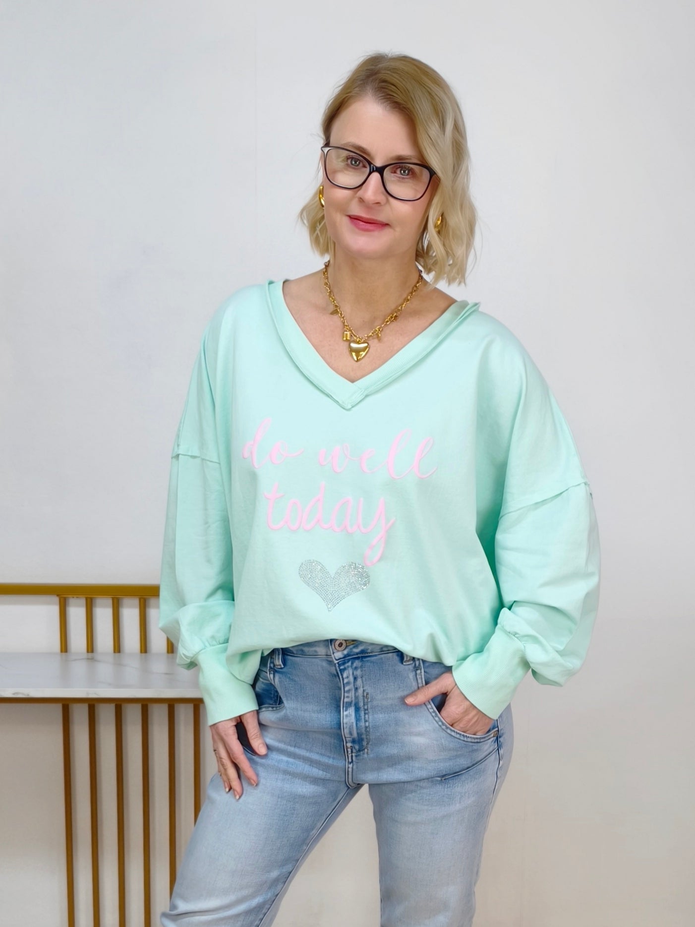 Leichtes Sweatshirt "Do well..." pastell grün (42-46/48)