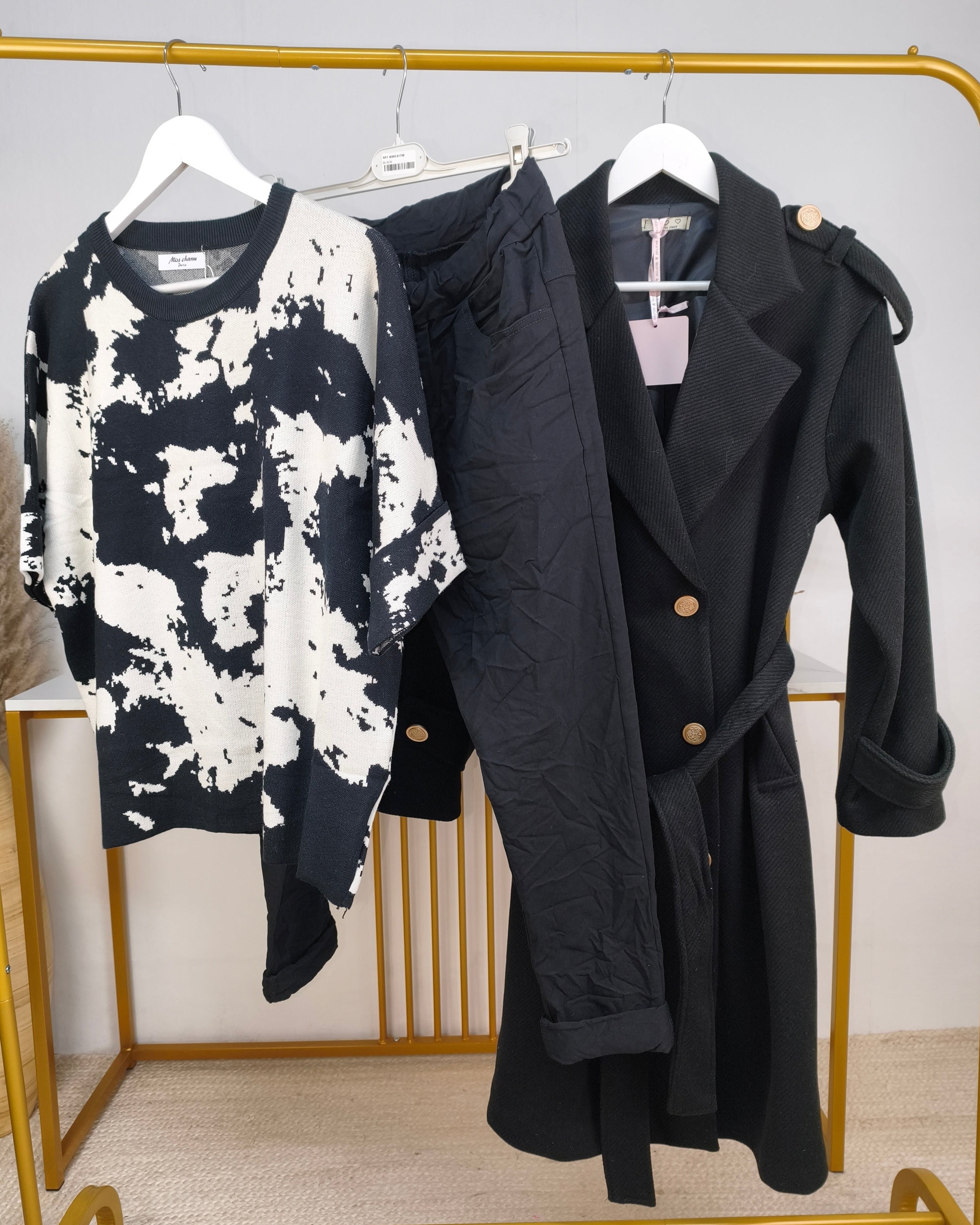 Komplettes Outfit - Mantel, Joggpant, Pullover 38-42