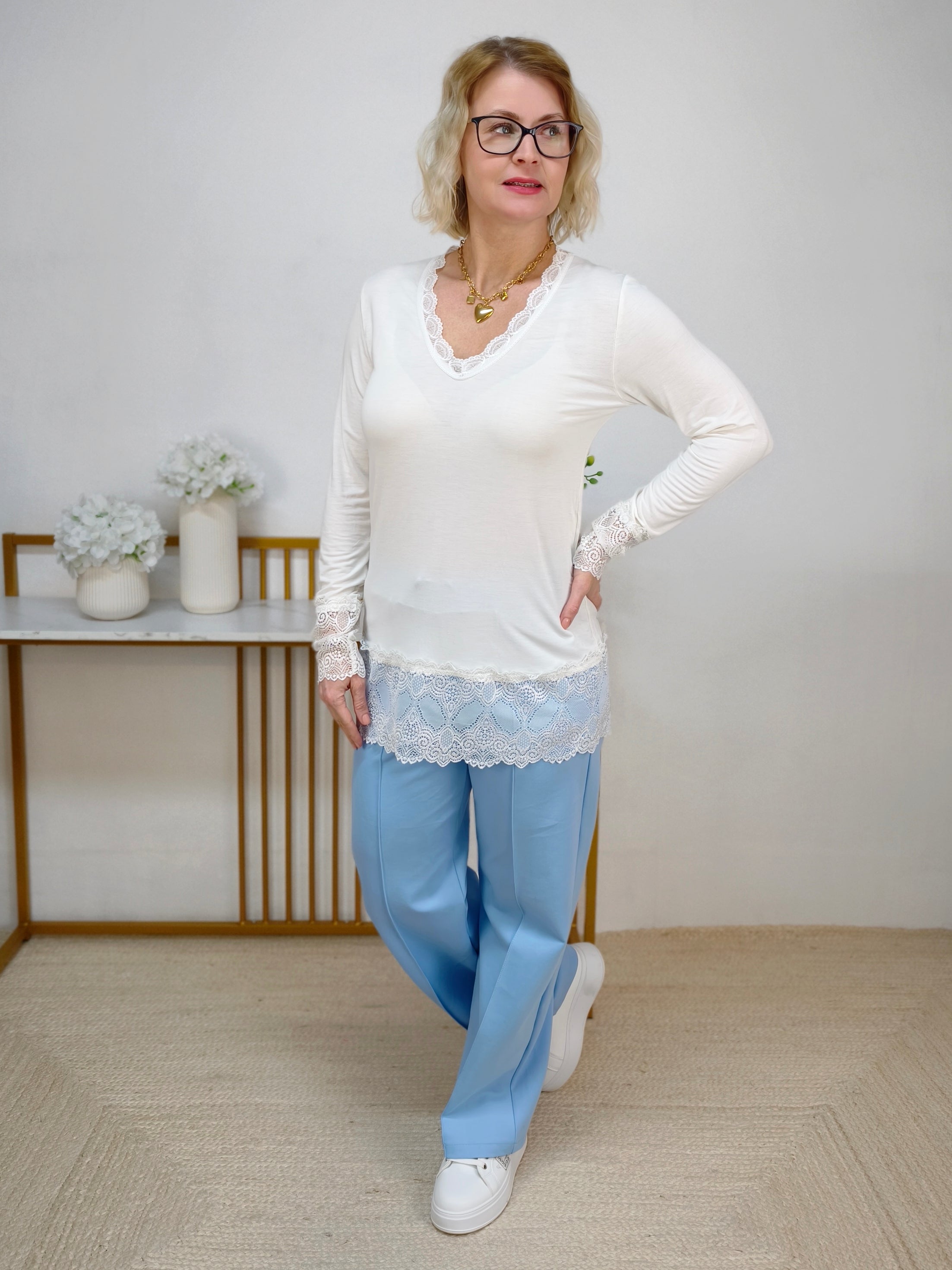 Langarm Shirt "Ella" in wollweiss mit Spitze (36-40/42)