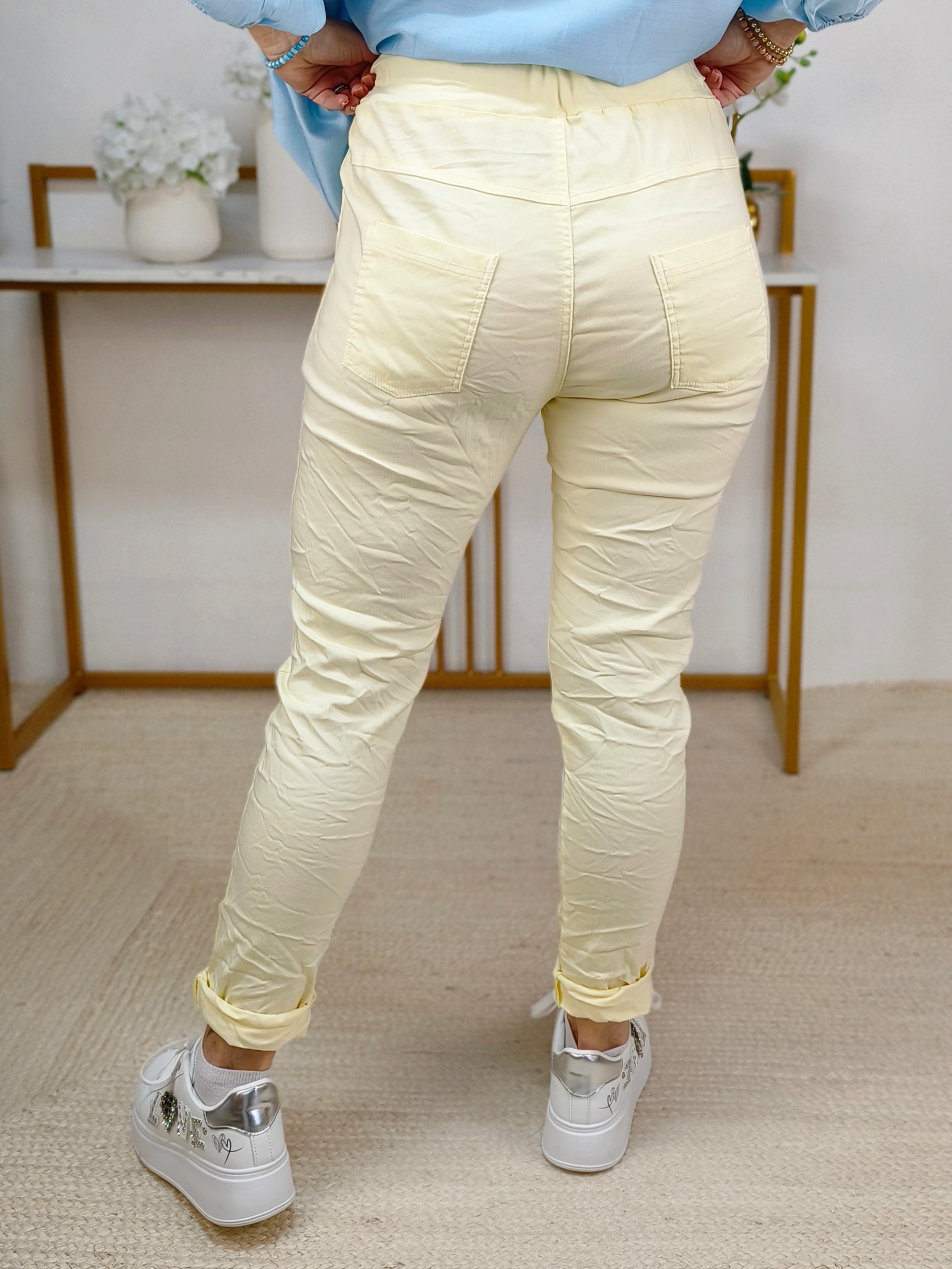Stretchhose/Joggpant buttergelb (36-42/44)
