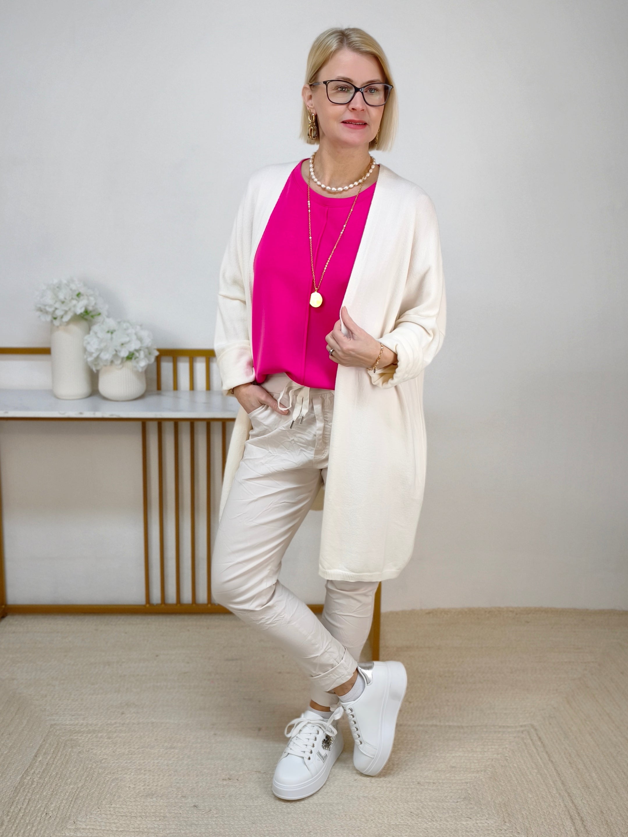 Strickjacke/Cardigan wollweiss (36-44/46)