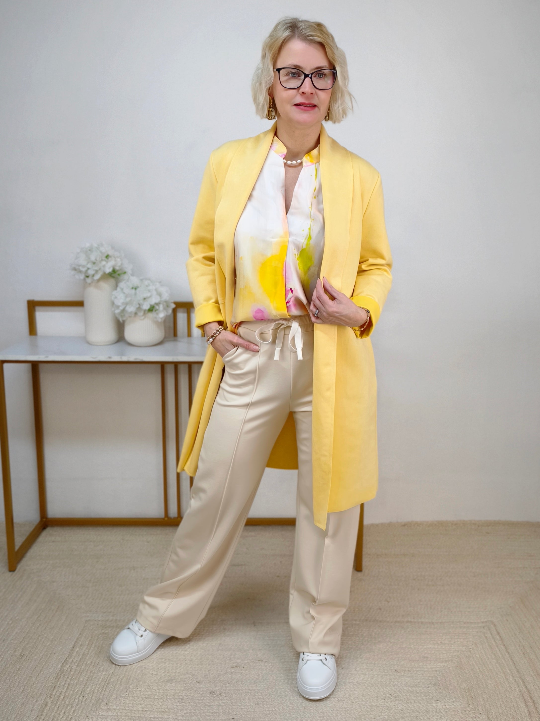 Leichter Mantel buttergelb (36-42)