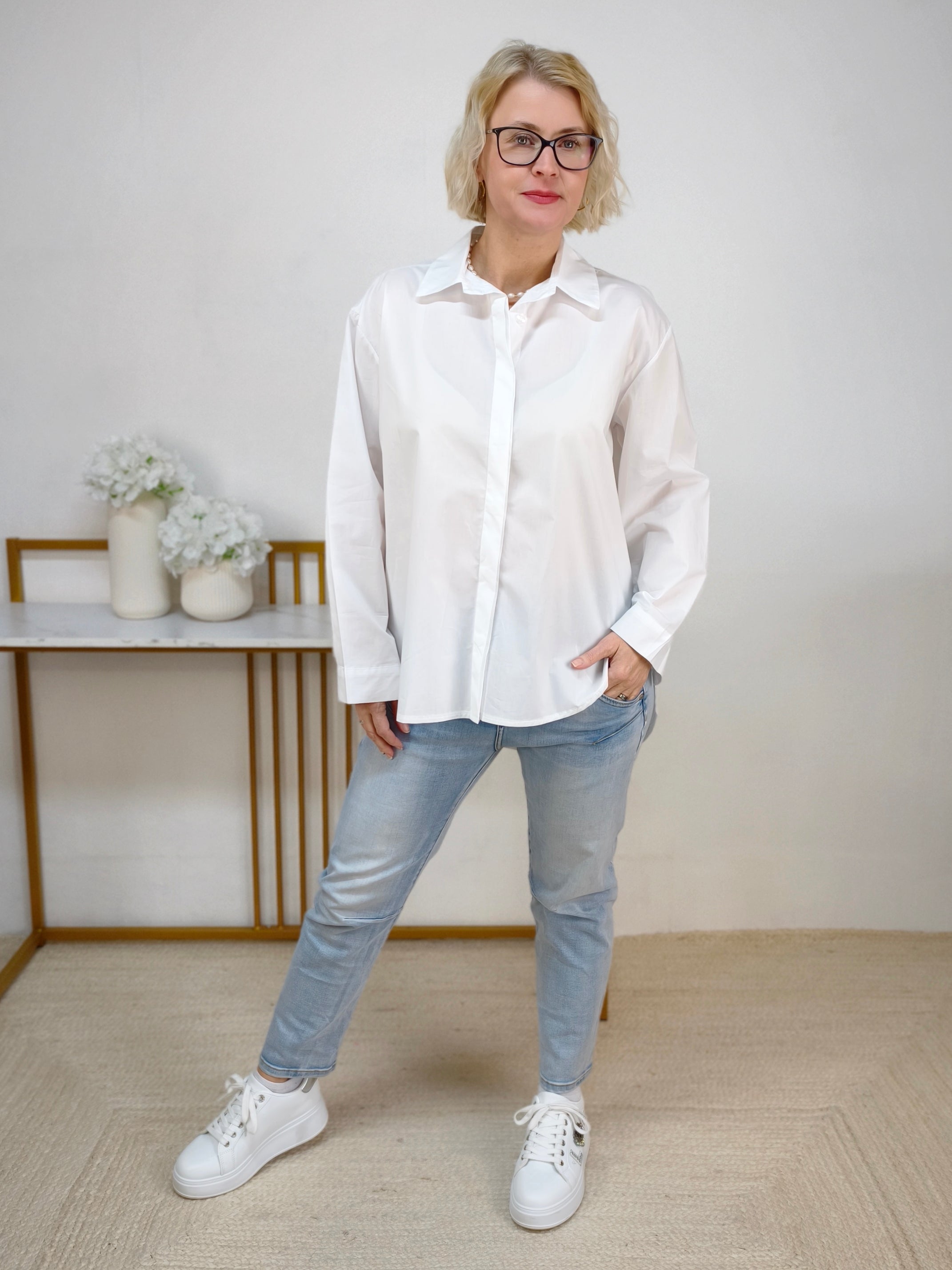 Klassische Hemdbluse in weiss (38-42)