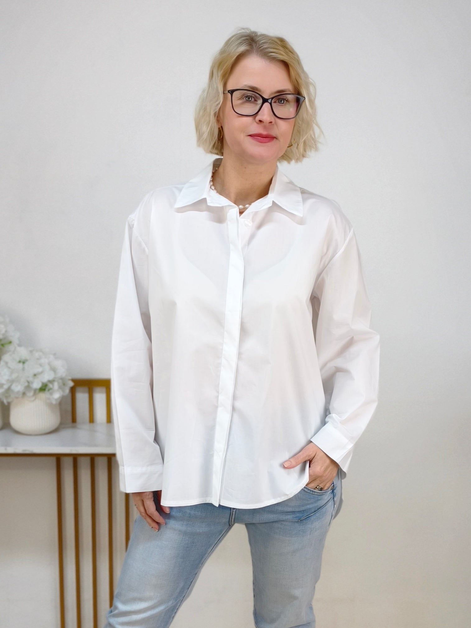 Klassische Hemdbluse in weiss (38-42)