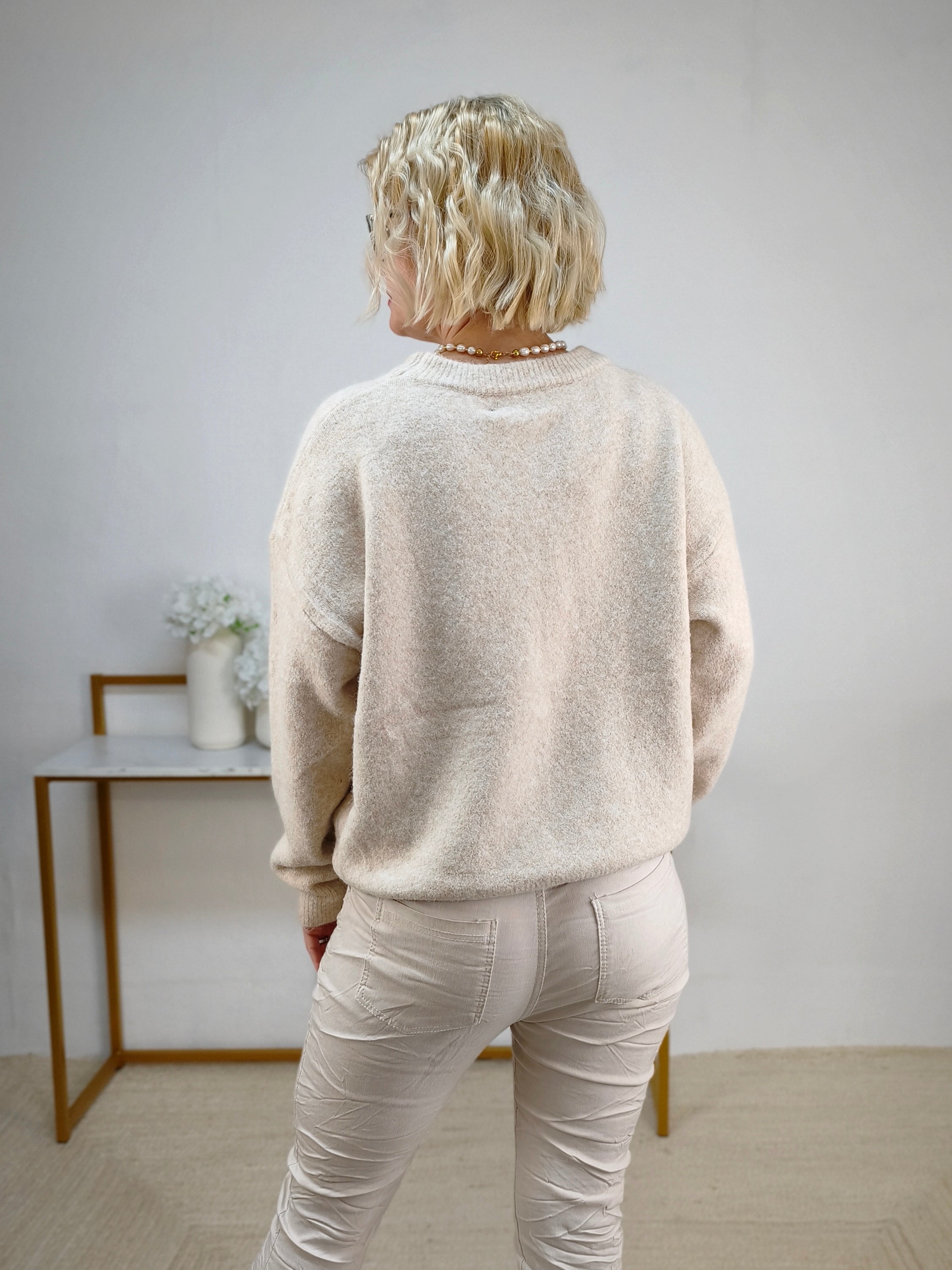 Pullover "Girl Power" beige (36-42)