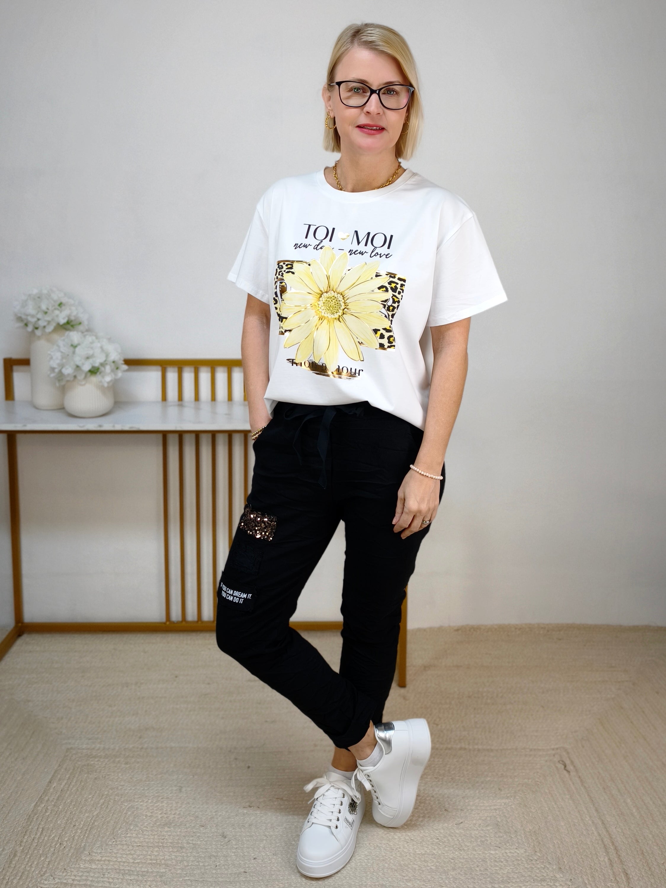 T-Shirt "Toi - new day, new love" weiss/gelb (36-42)