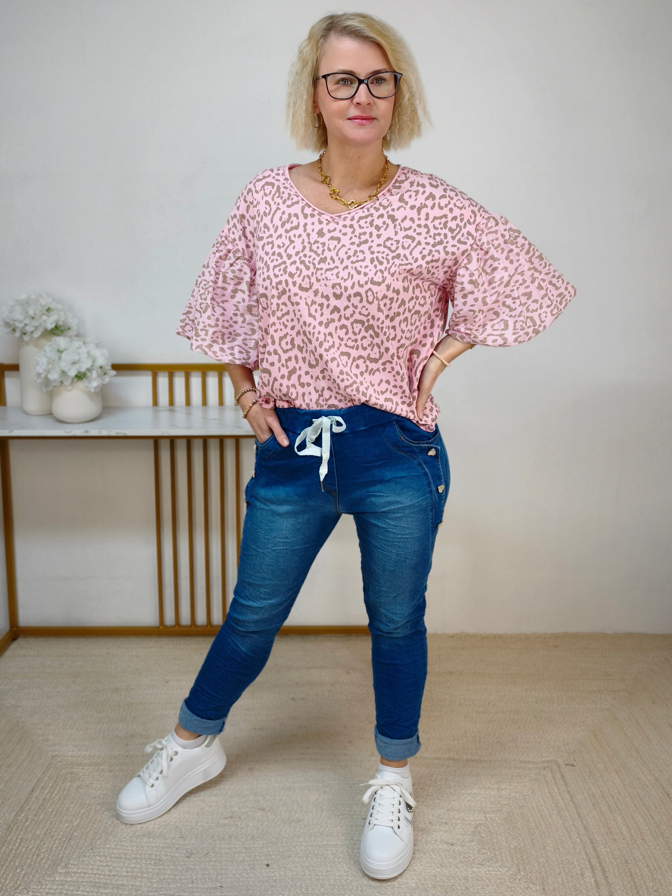 Shirt mit Ballonärmeln in Leo/Rosa (38-42/44)