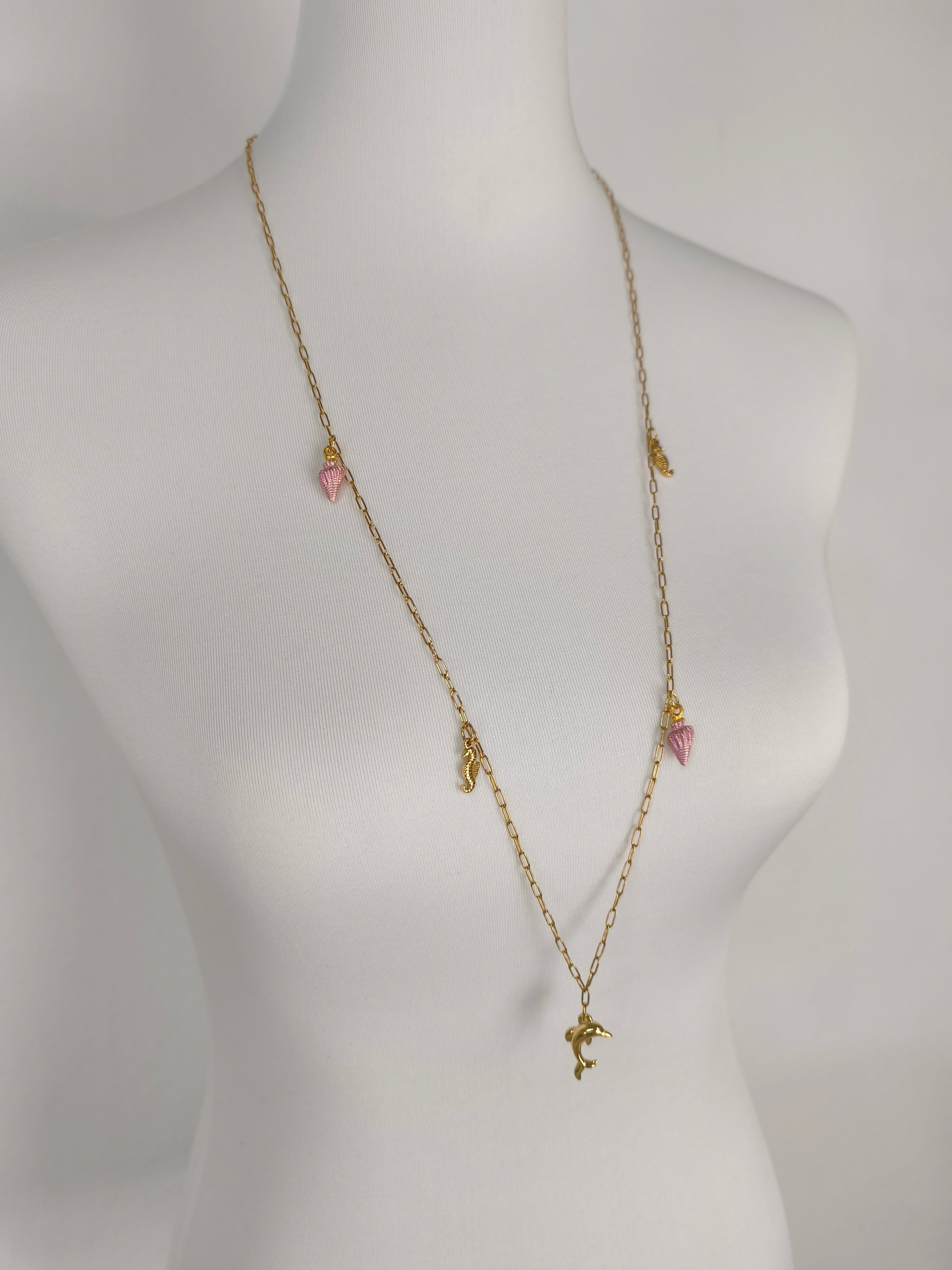 Halskette lang mit verschiedenen Charms goldfarben/rosa