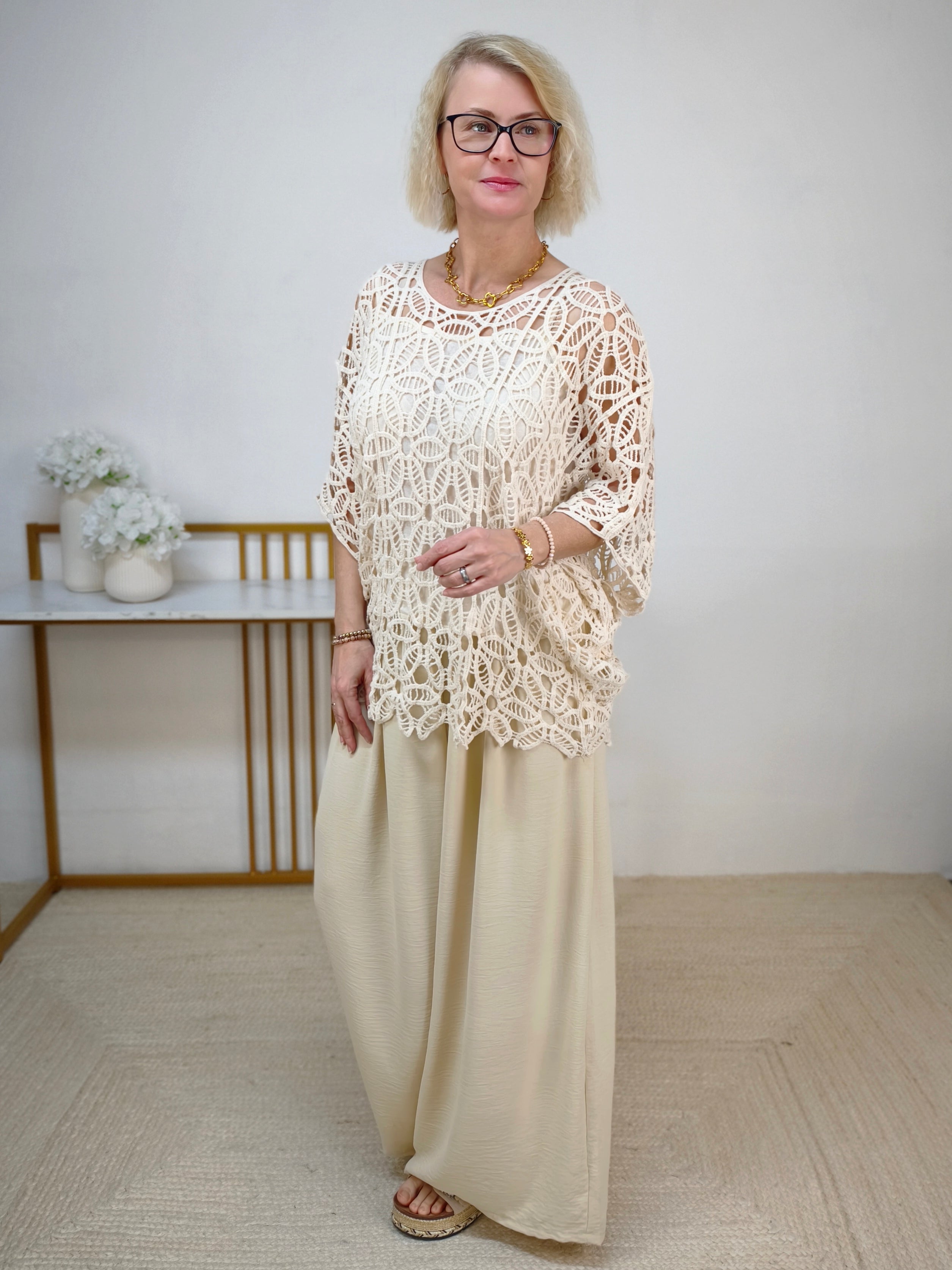 Leichter Häkelpullover im Boho Style beige (38-44)