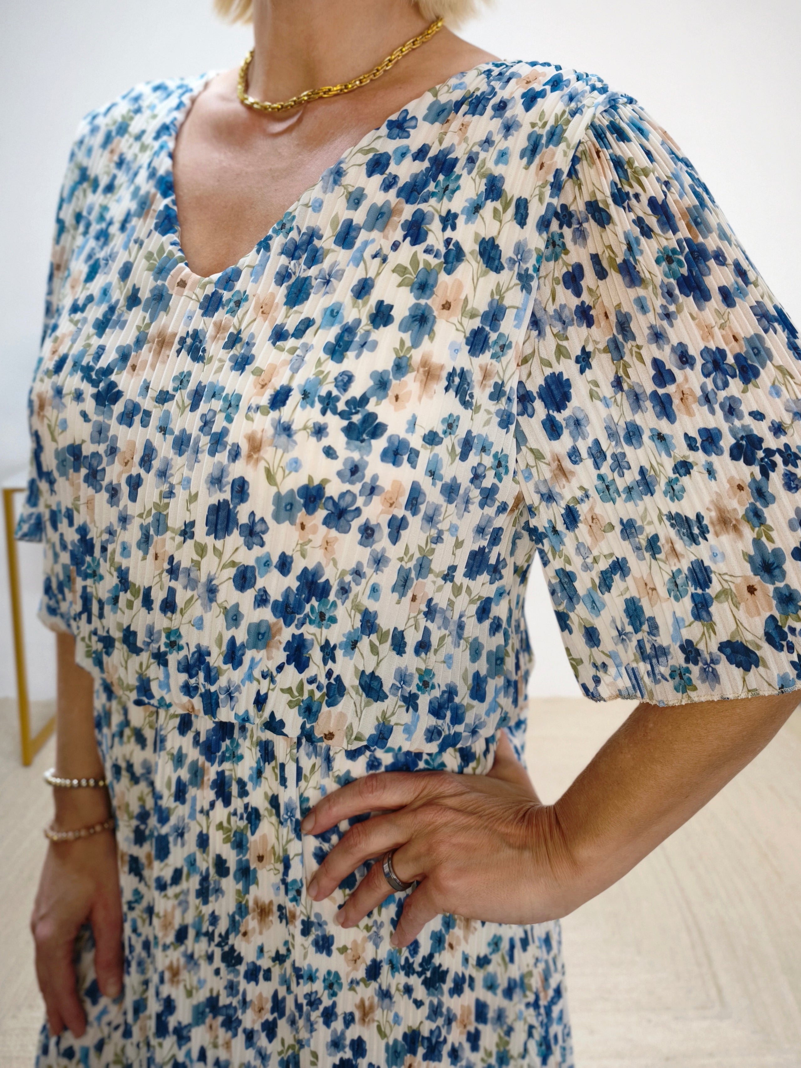 Midi Kleid "Madeleine" weiss/blau (38-42)