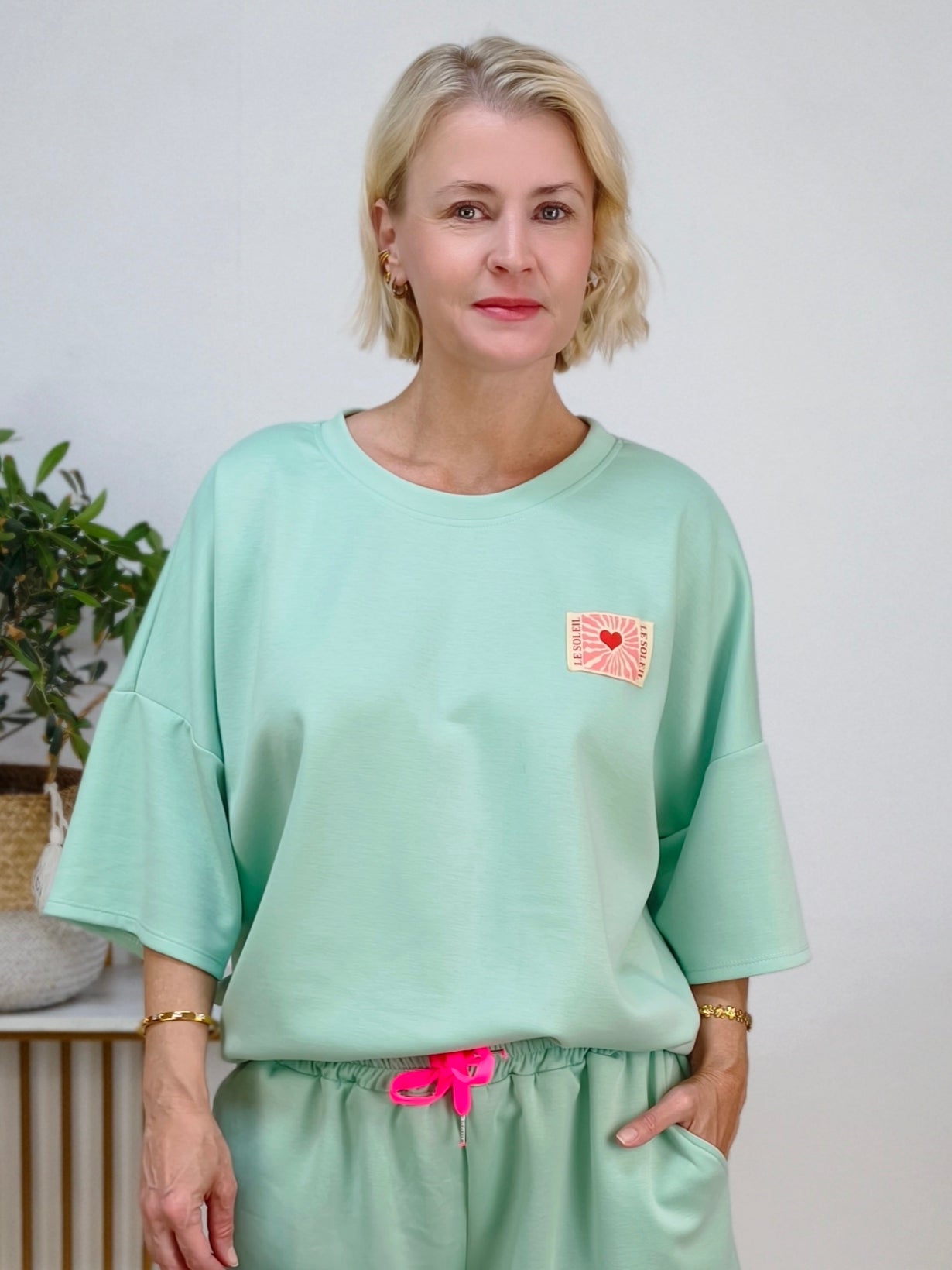 Kurzarm Sweater "Le Soleil" lindgrün (38 - 44)