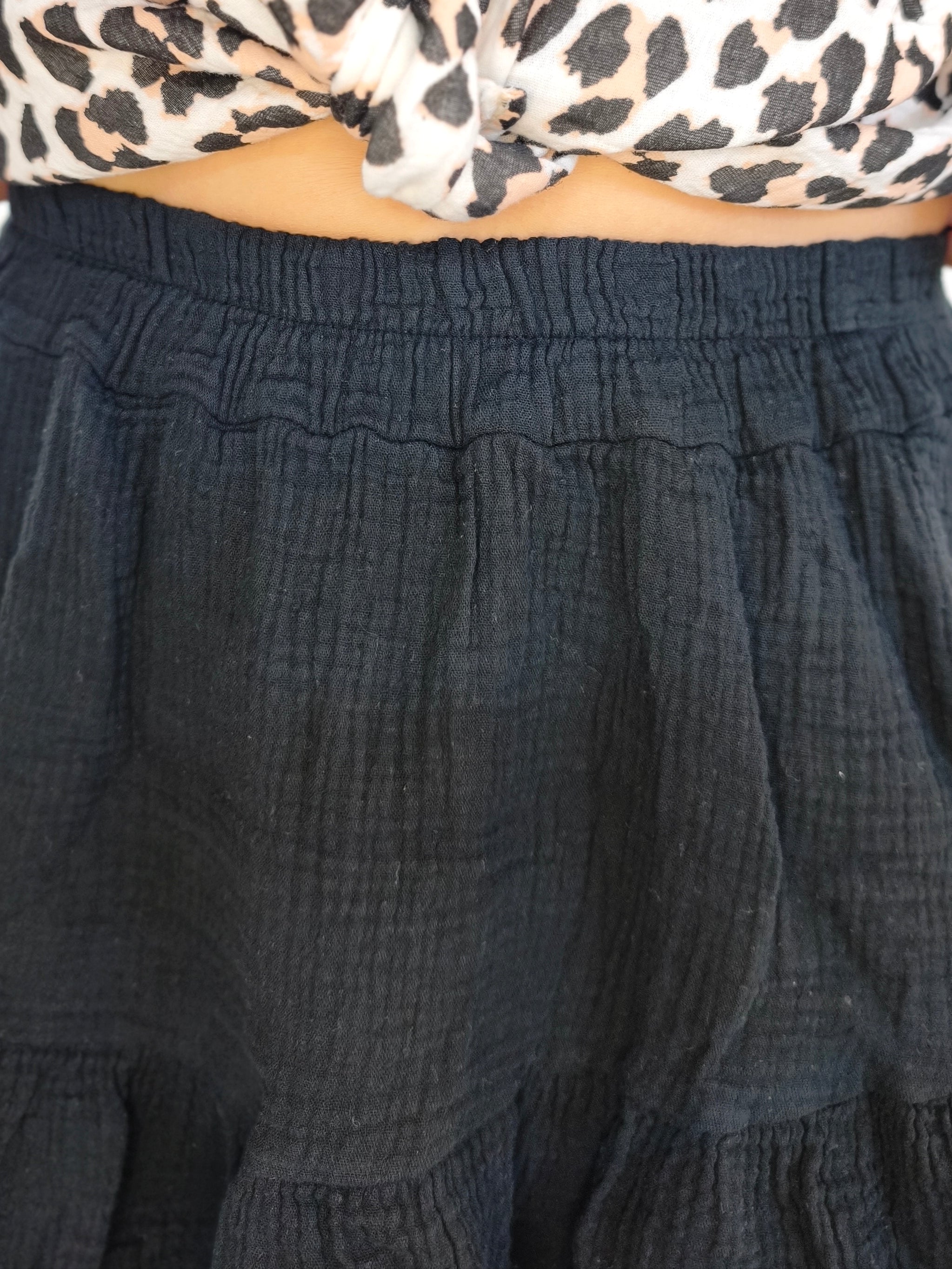 Hosenrock/Shorts in Schwarz (36-42)