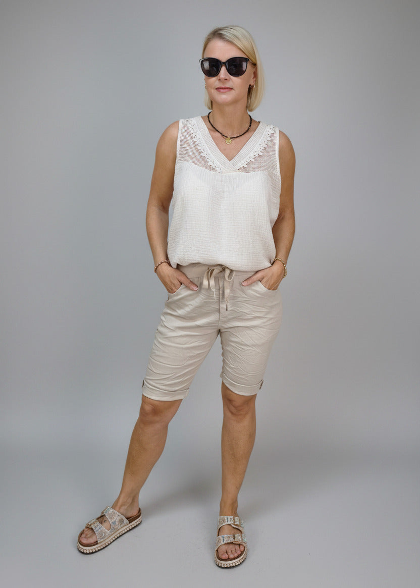 Elastische Shorts in Butter (36-44)