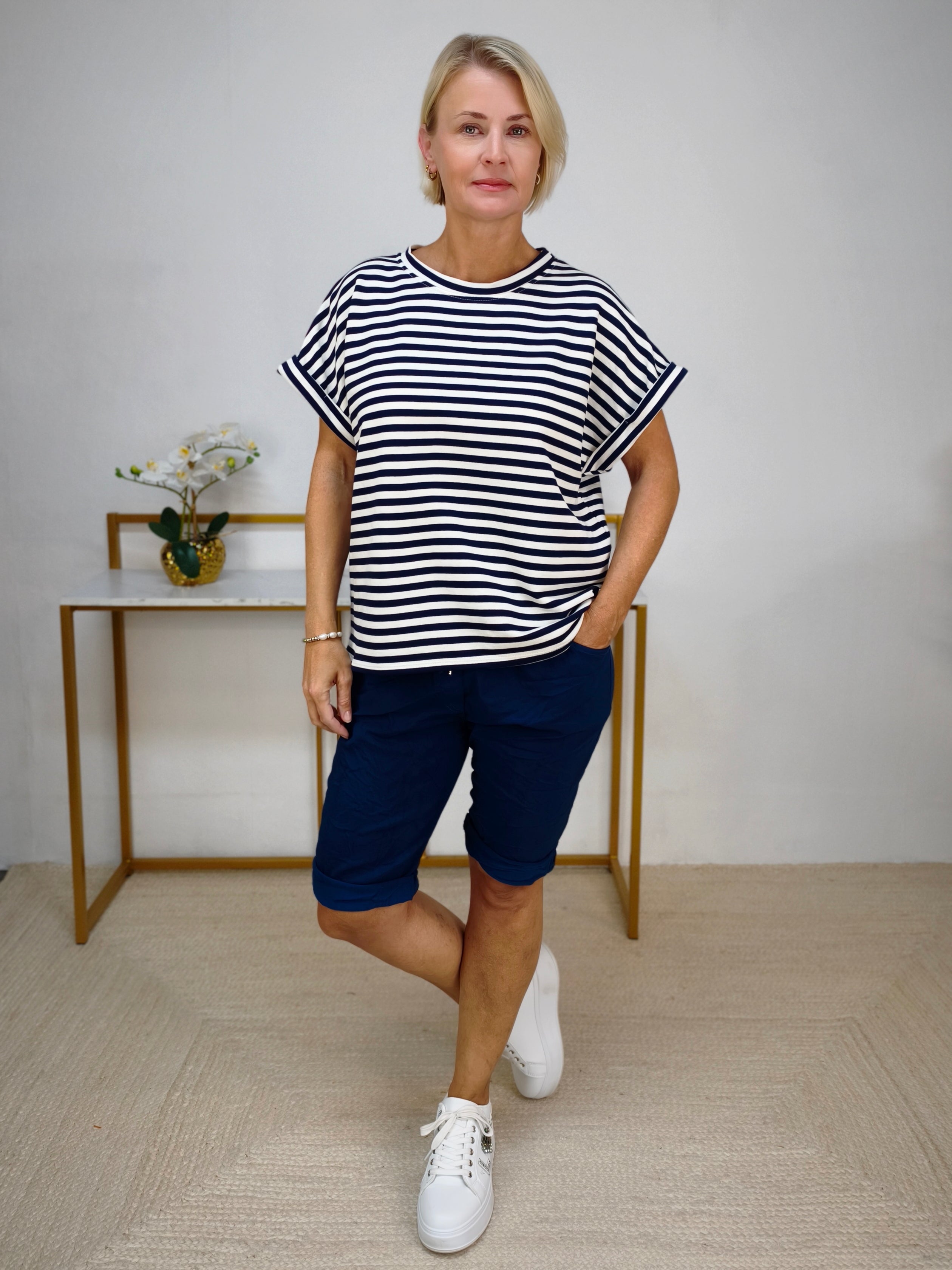 Shirt gestreift dunkelblau/weiss (38-42/44)