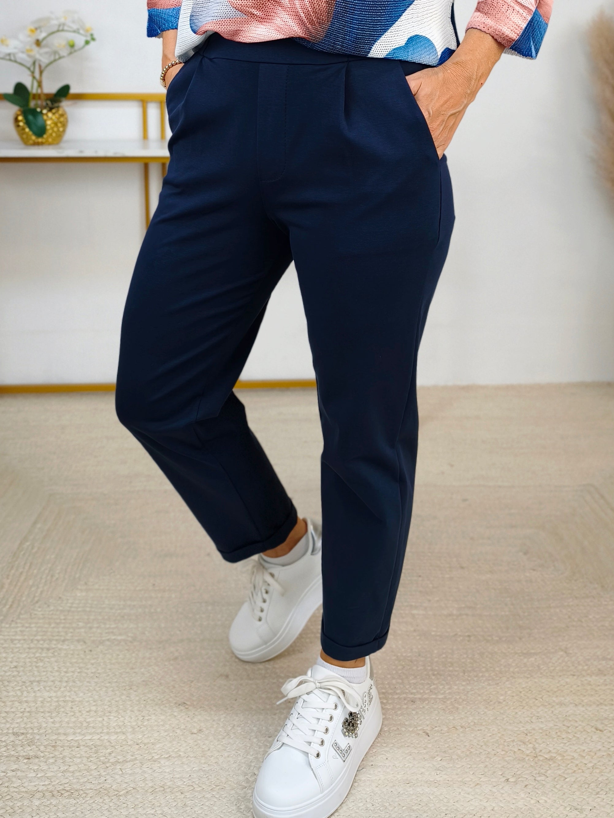 Leichte Stoffhose Dunkelblau (38/40/42/44)