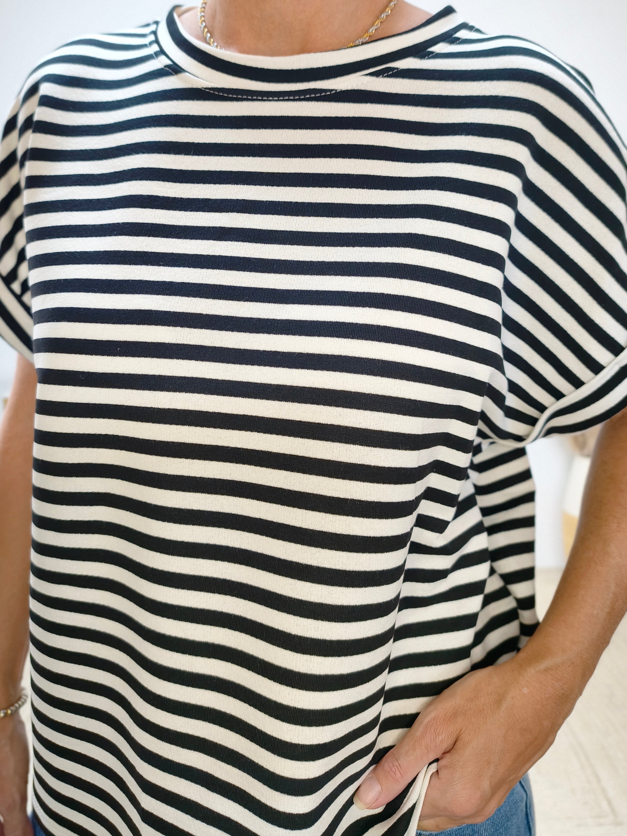 Shirt gestreift schwarz/weiss (38-42/44)