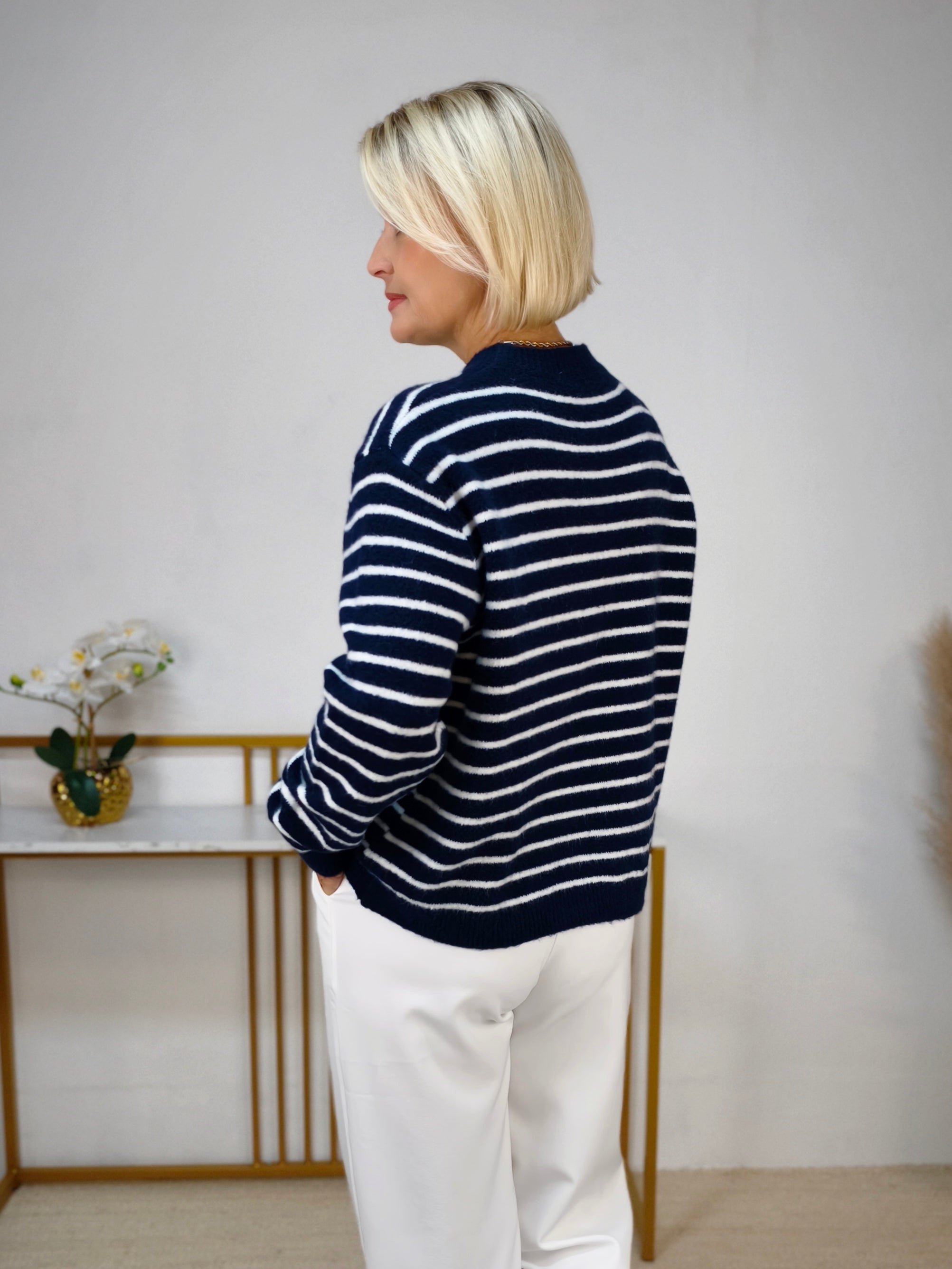 Strickpullover gestreift dunkelblau/weiss (36-42)