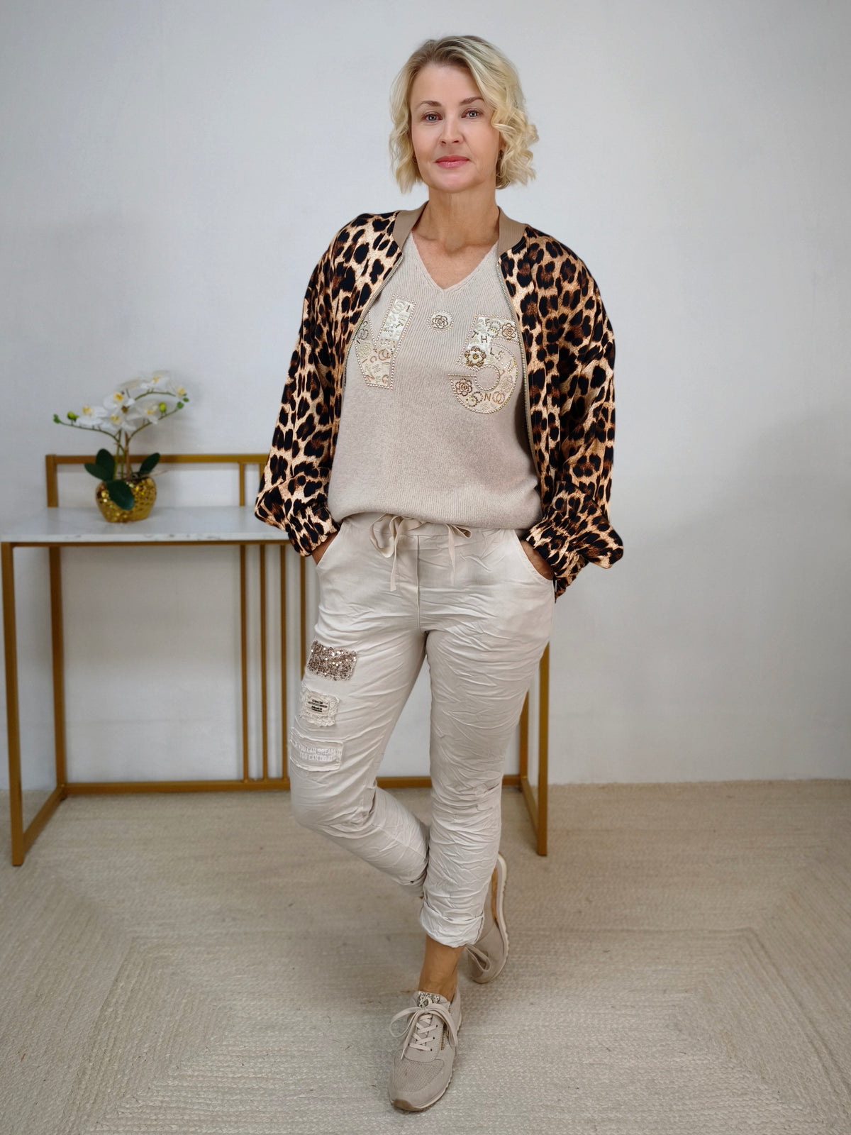 Outfit Set beige/braun mit Leo Größe 42 - Styling Box