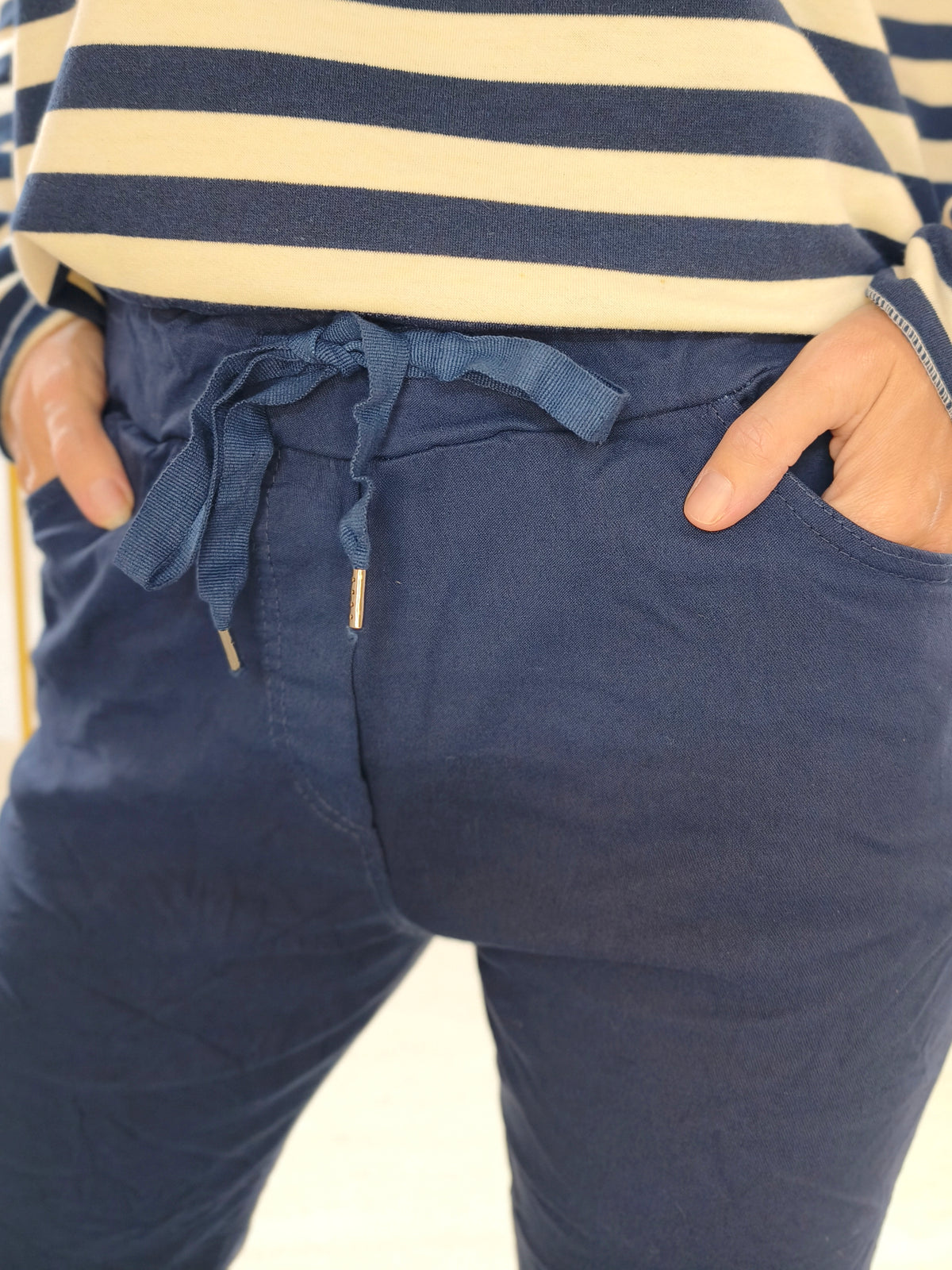 Stretchhose/Joggpant dunkelblau (36-42/44)
