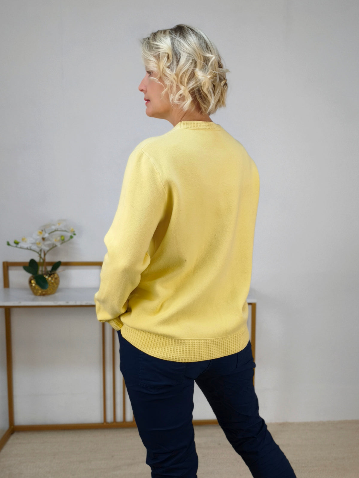 Feinstrick Pullover unifarben in Buttergelb (38-42)
