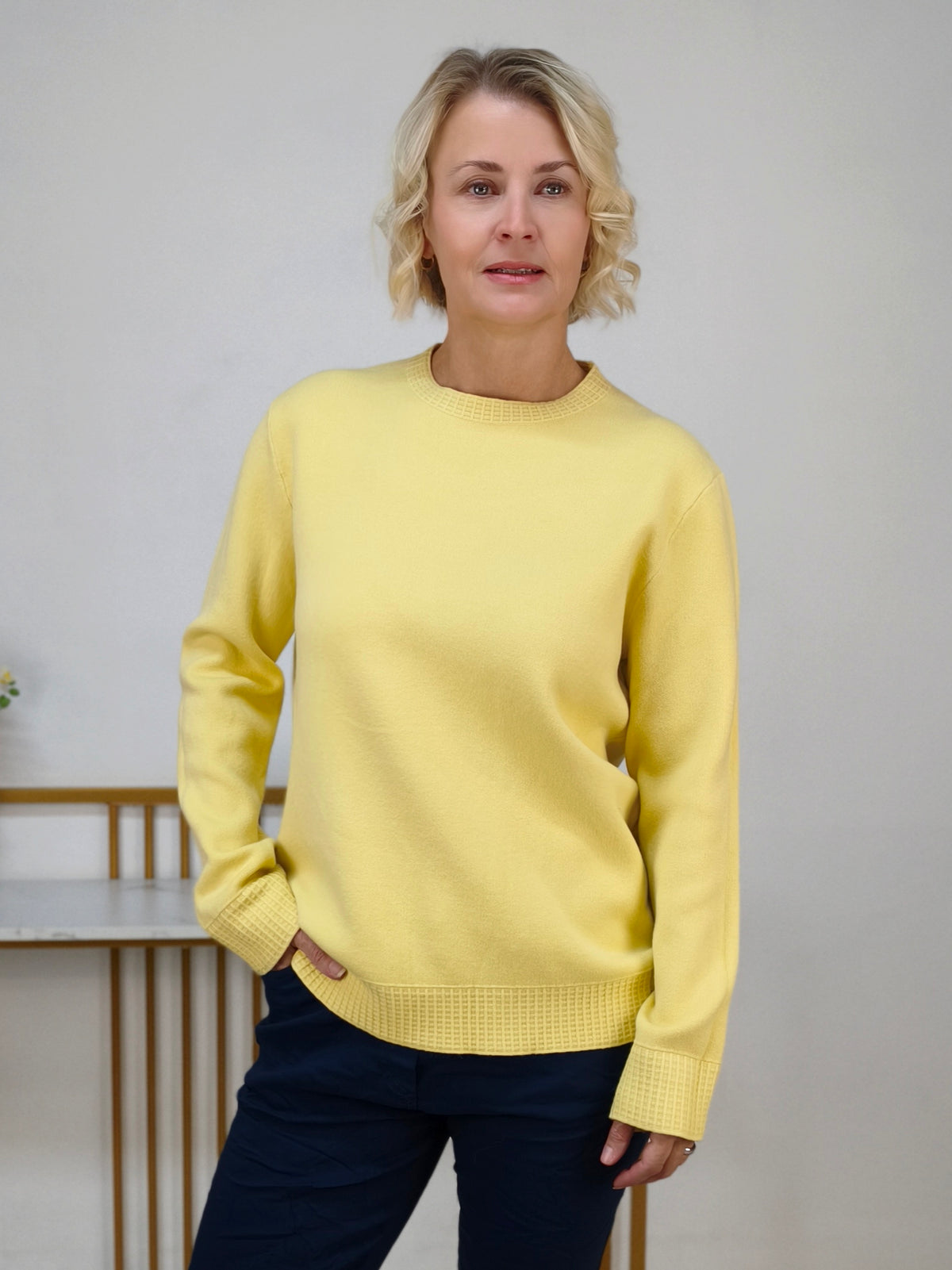 Feinstrick Pullover unifarben in Buttergelb (38-42)
