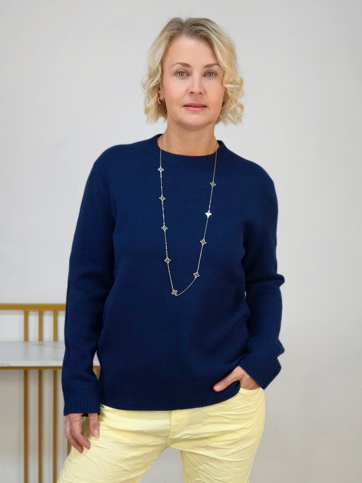 Feinstrick Pullover unifarben in dunkelblau (38-42)