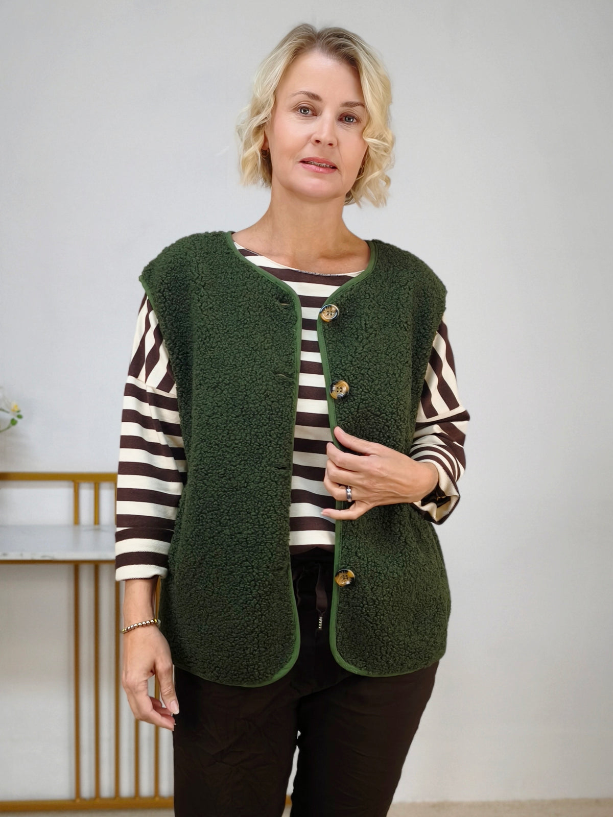Teddy-Bouclé Weste Olive (38-42/44)