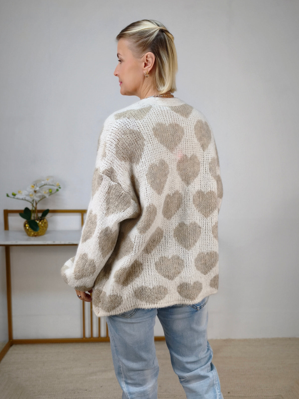 Kuschelige Strickjacke in beige (38-44)