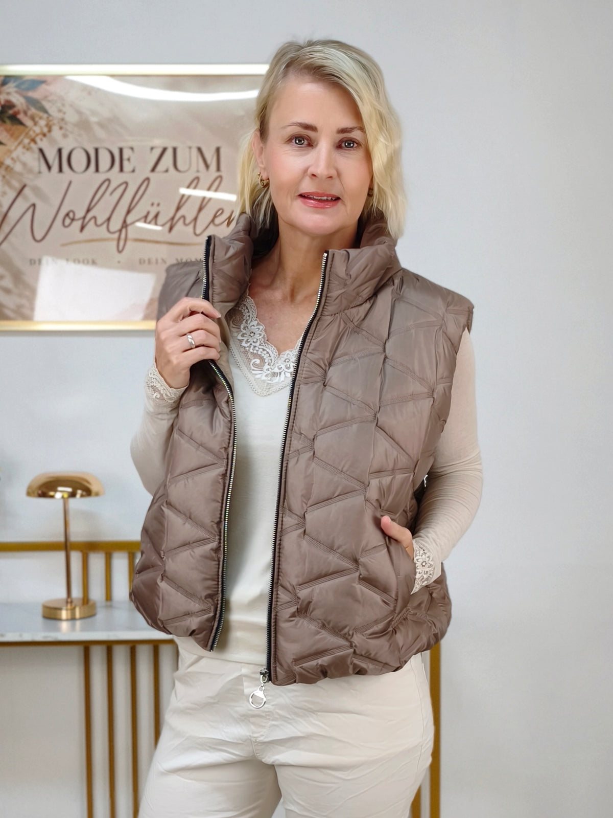 Kurzweste gesteppt Taupe (36-42)