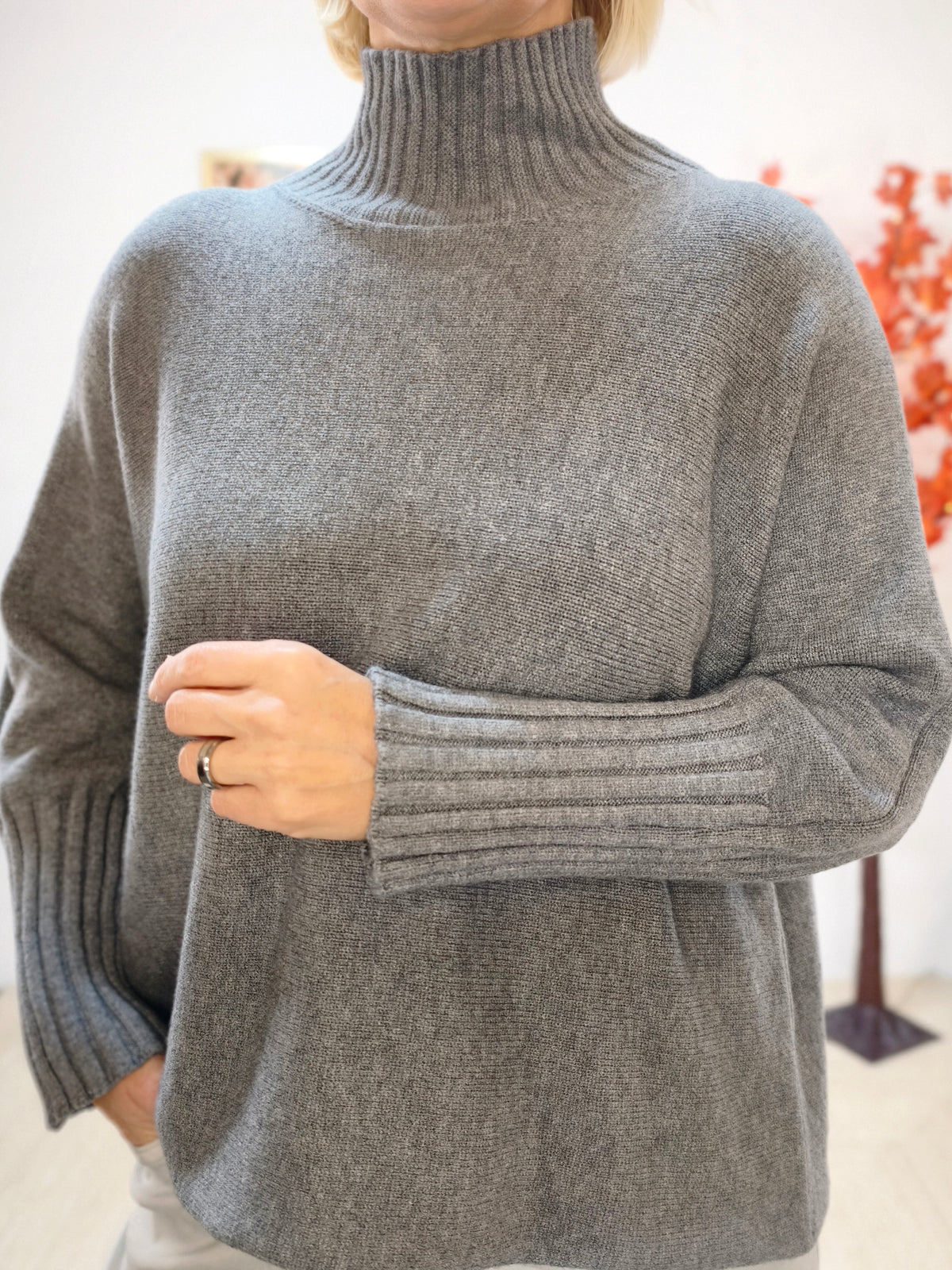 Pullover mit Turtle Neck Grau (38-42)