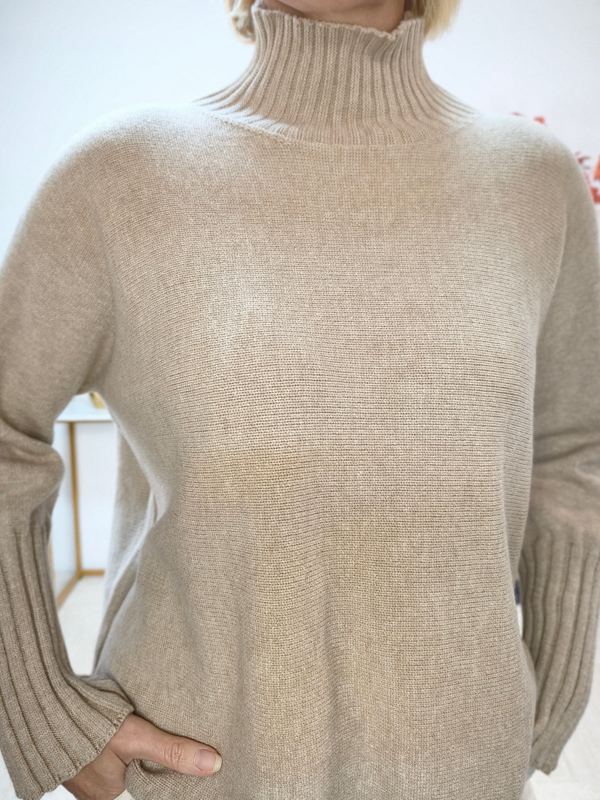 Pullover mit Turtle Neck Beige (38-42)