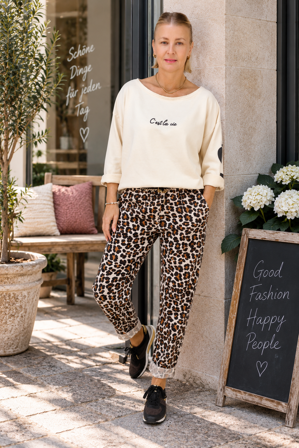 Sweatshirt "C'est la vie" aus Baumwolle Creme (40-44)