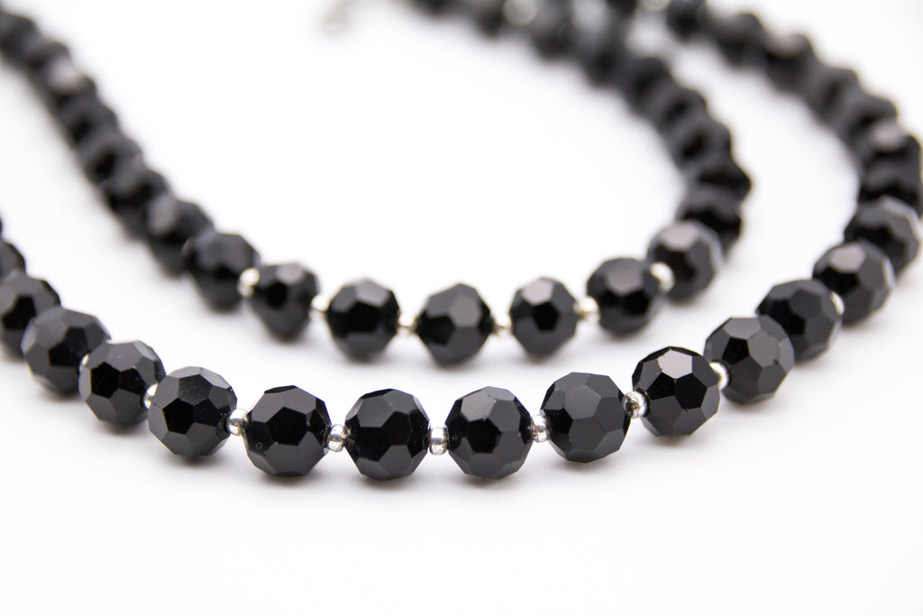 lange Perlenkette schwarz