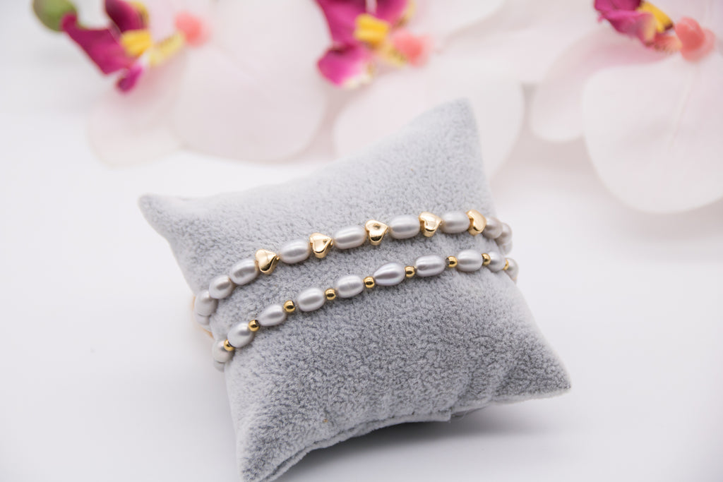 Armband mit Perlen